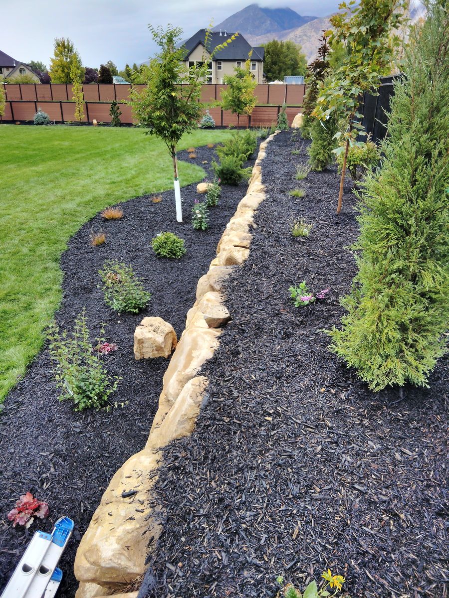 Ramirez Landscaping | Tree Trimming | Shrub Trimming | Tree Care | Fertilization | Aeration |  Spring Prep