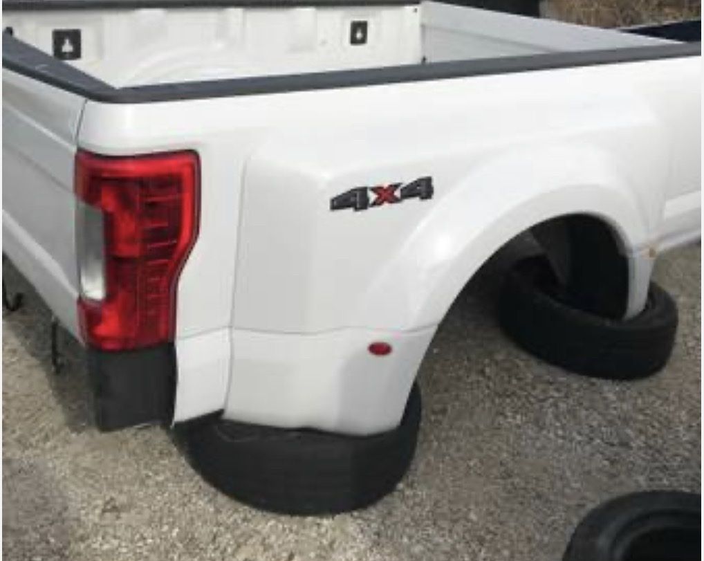 2019-2022 Ford Super Duty Dually Truck Bed White 4x4 OEM