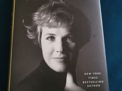 Julie Andrews Autobiography