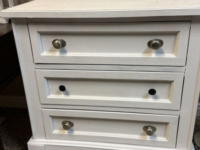Small three drawer chest.