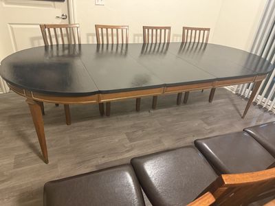 Dining room table