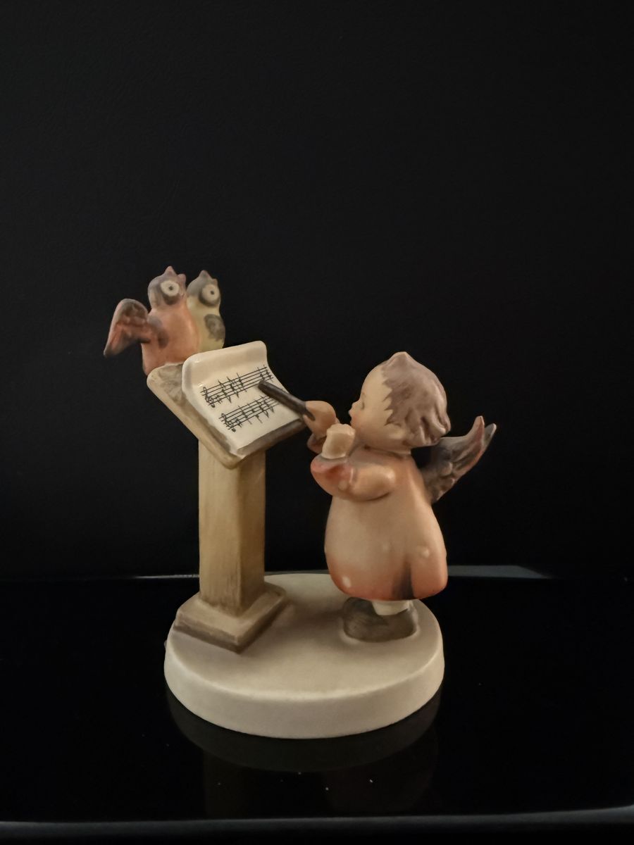 Main image 6