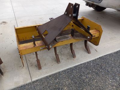 4' box scraper with ripper teeth for cat1 3-point hitch
