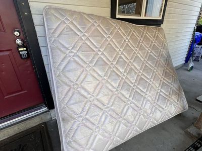 FREE Used Queen Size Mattress - Quilted Top