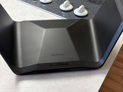 Nighthawk router