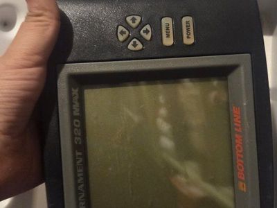 Bottomline Tournament 320 Max Fish Finder with Portable Cooler Mount