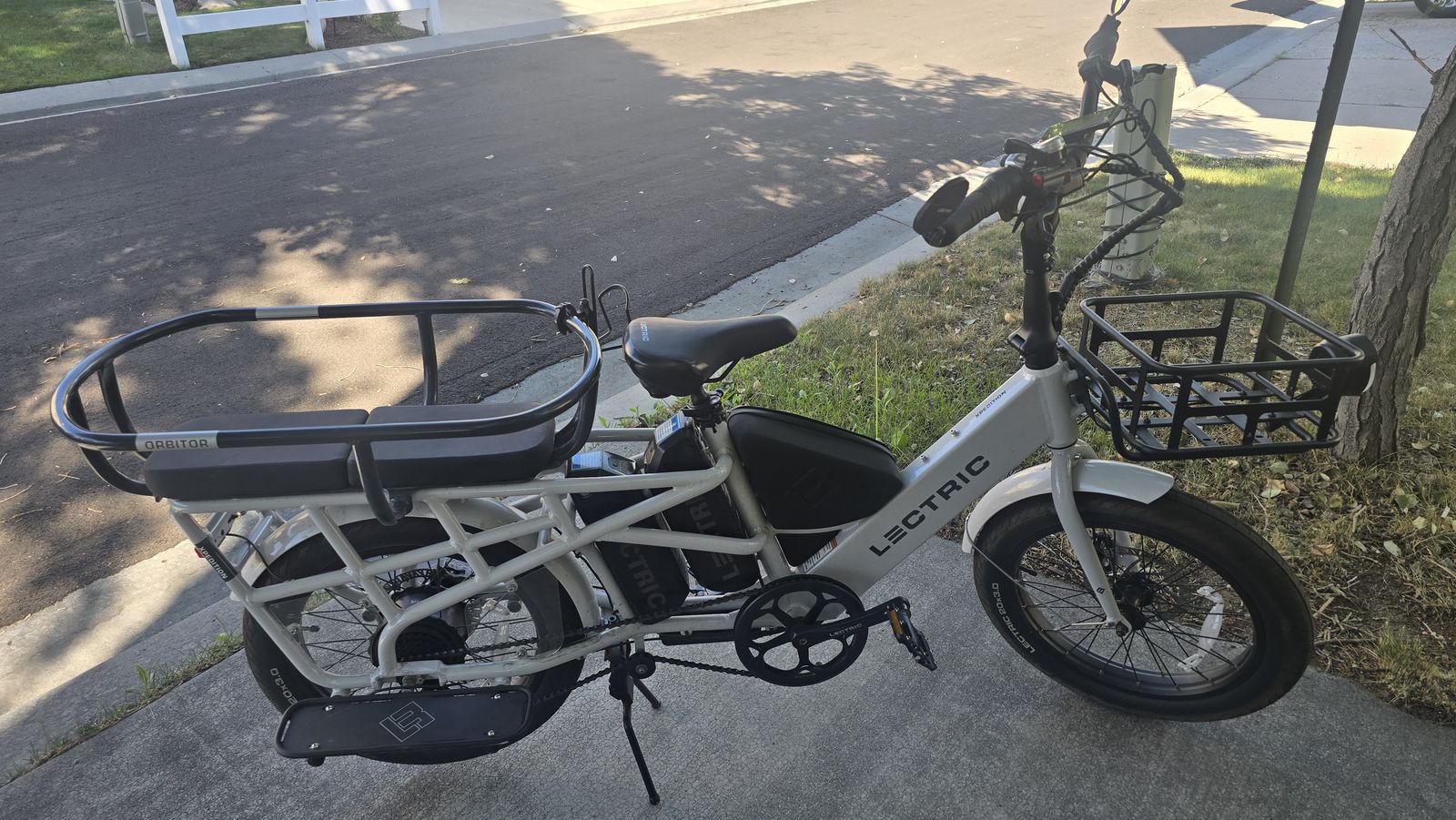 2 Lectric Expedition dual battery bikes
