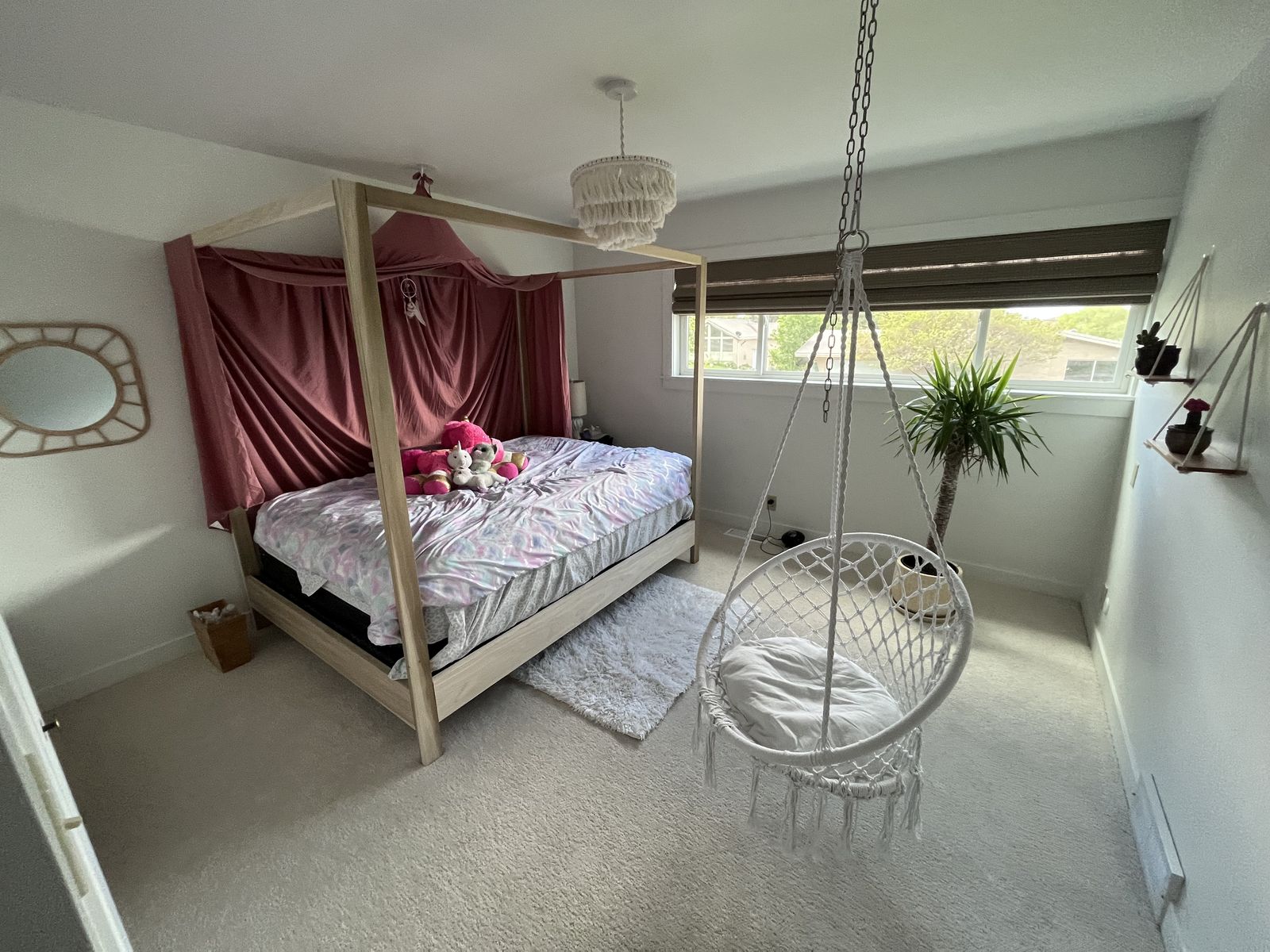 Queen Wood Canopy Frame