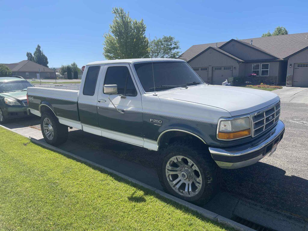 1995 FORD F250 XLT