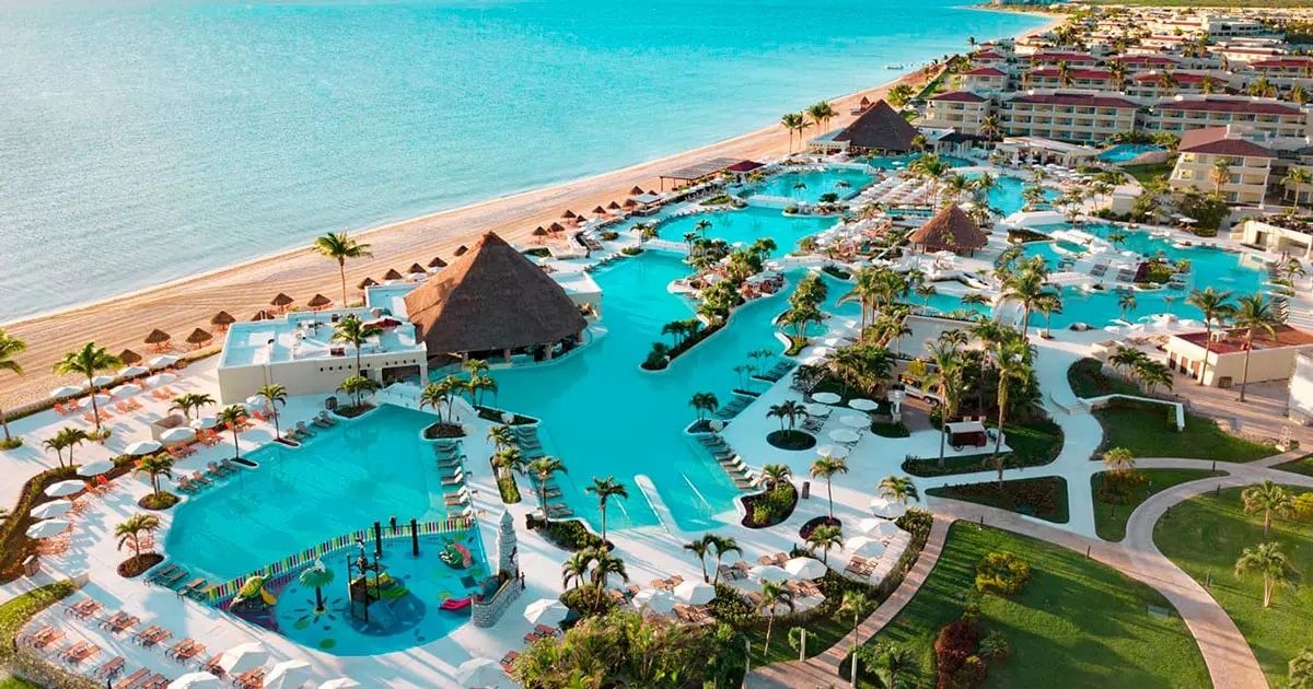 2 Transferable Moon Palace / Le Blanc Vacation Certificates
