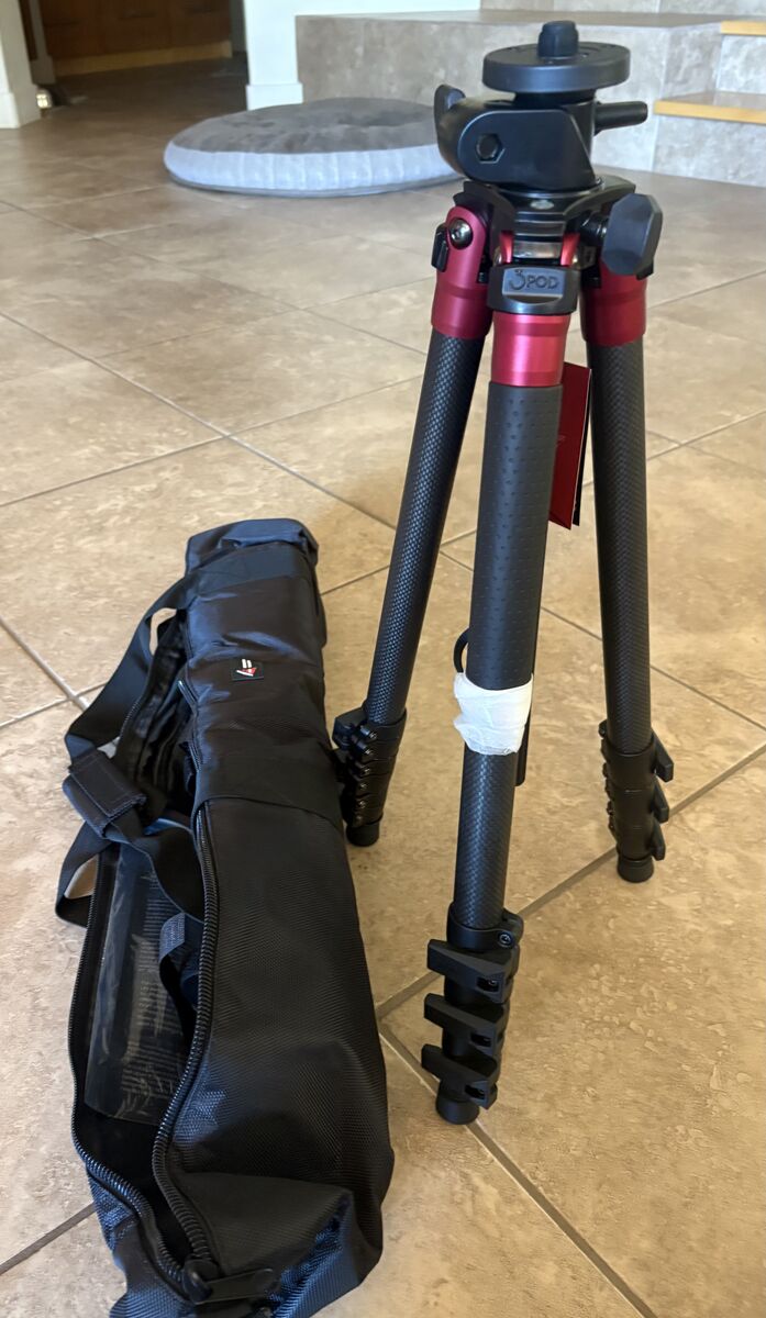 Tripod with 3 -way head with quick release