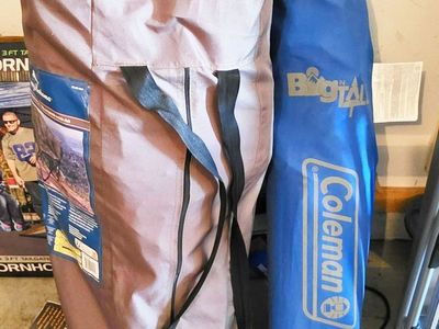 Tommy Bahama Outdoor Camping Chair XL Brand New and Large Coleman Camping chair