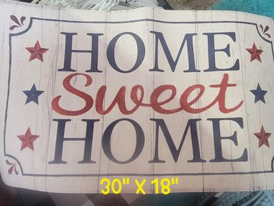 Patriotic 4th of July Holiday Decor Signs and Centerpieces