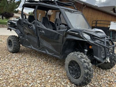 2023 CAN-AM Commander XT