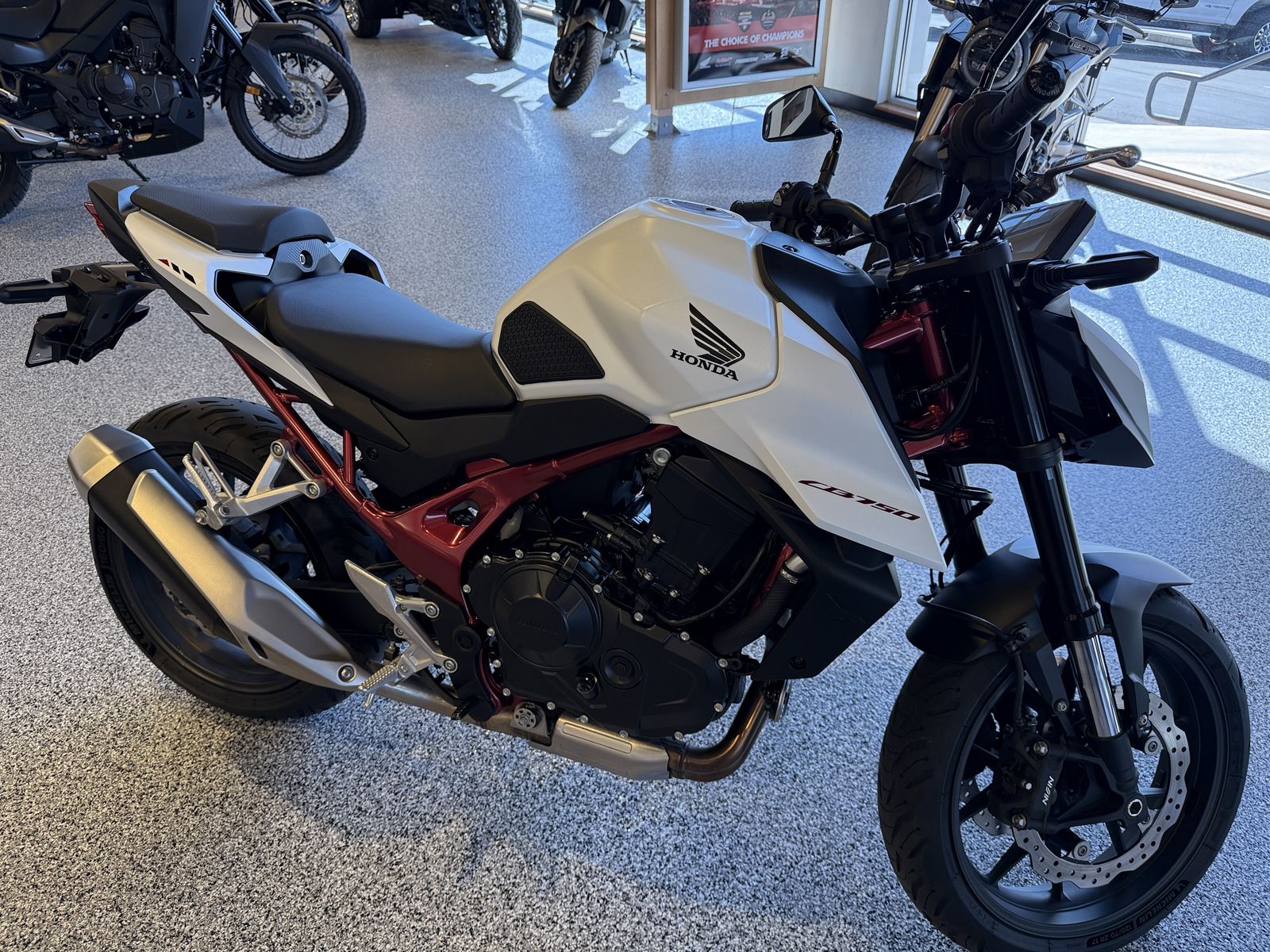 2024 Honda CB750 Hornet – Only 1,500 Miles – Sporty Performance with Everyday Comfort – $6,795