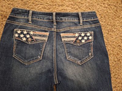 Silver flag capri