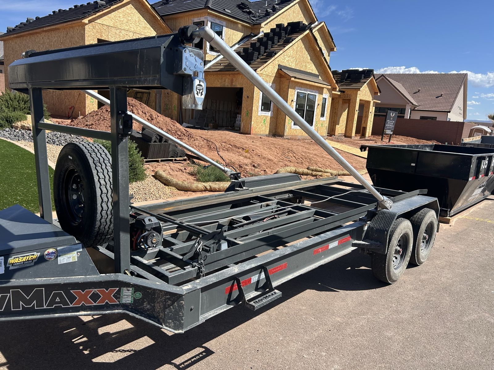 Rawmaxx dumpster roll off
