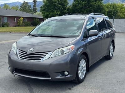 2017 Toyota Sienna XLE 7-Passenger