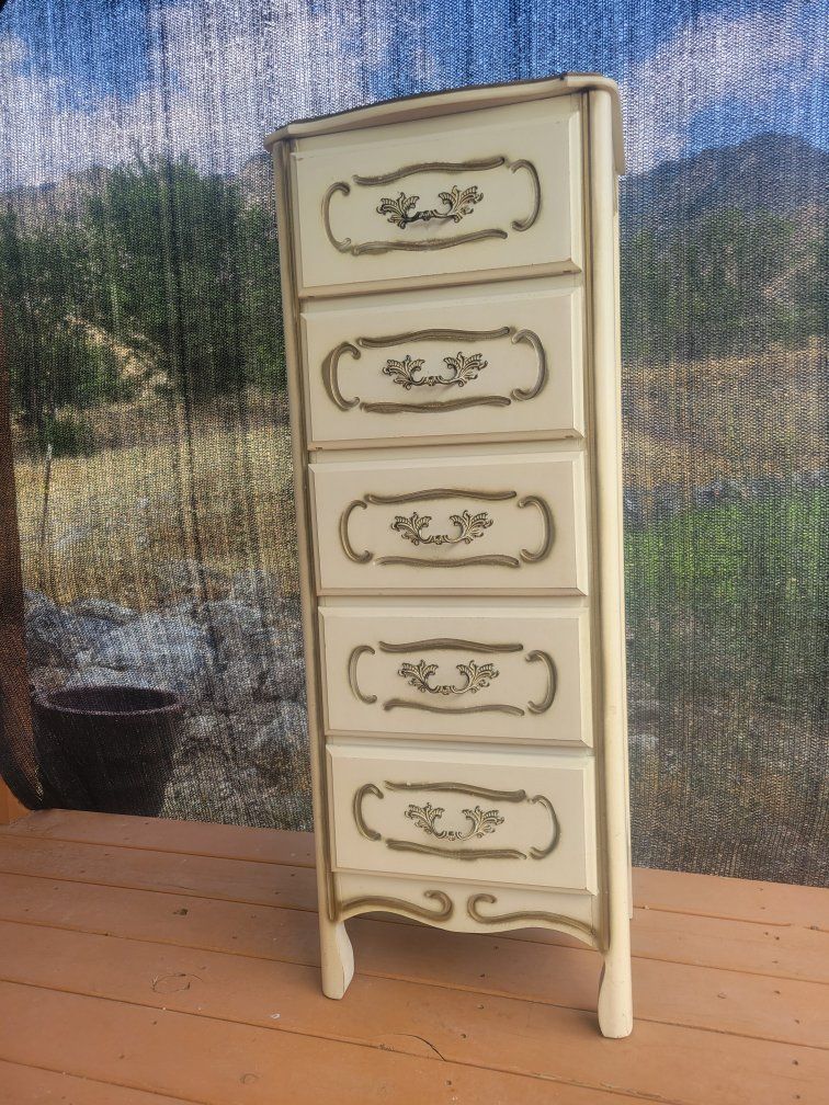 French style 5-Drawer Dresser