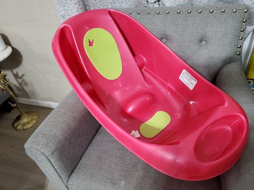 Summer Infant Newborn to Toddler Bathtub - Pink, Gently Used