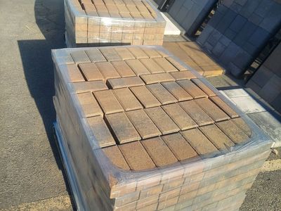TUSCANY HOLLAND PAVERS (4x8)