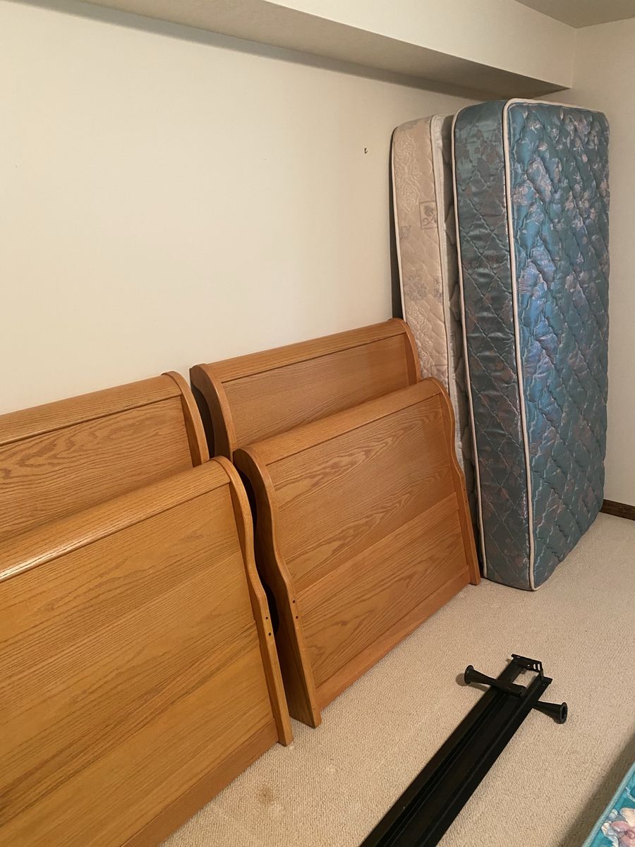 Two twin mattresses 