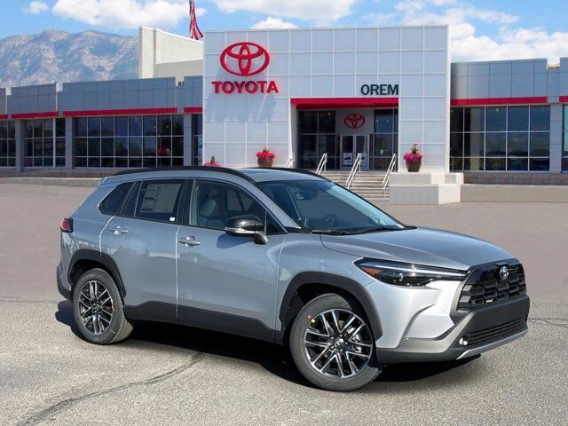 2026 TOYOTA COROLLA CROSS XLE