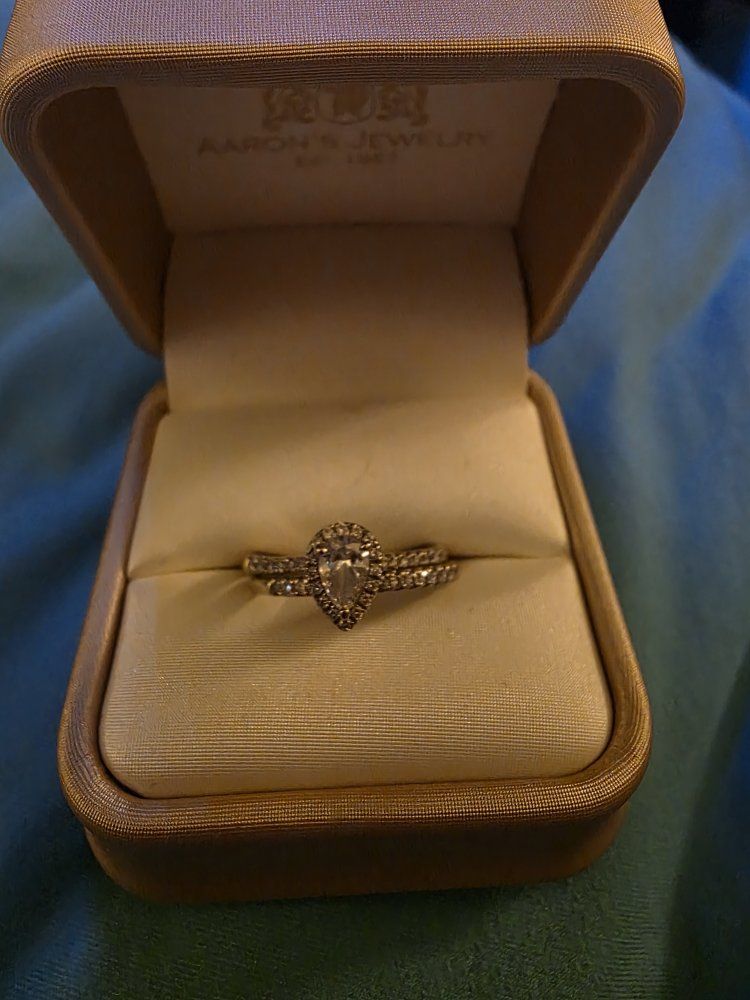 0.38 CT vs1 lab grown wedding ring