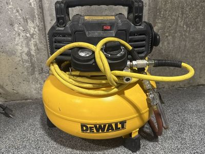DeWalt Portable Pancake Air Compressor with Hose