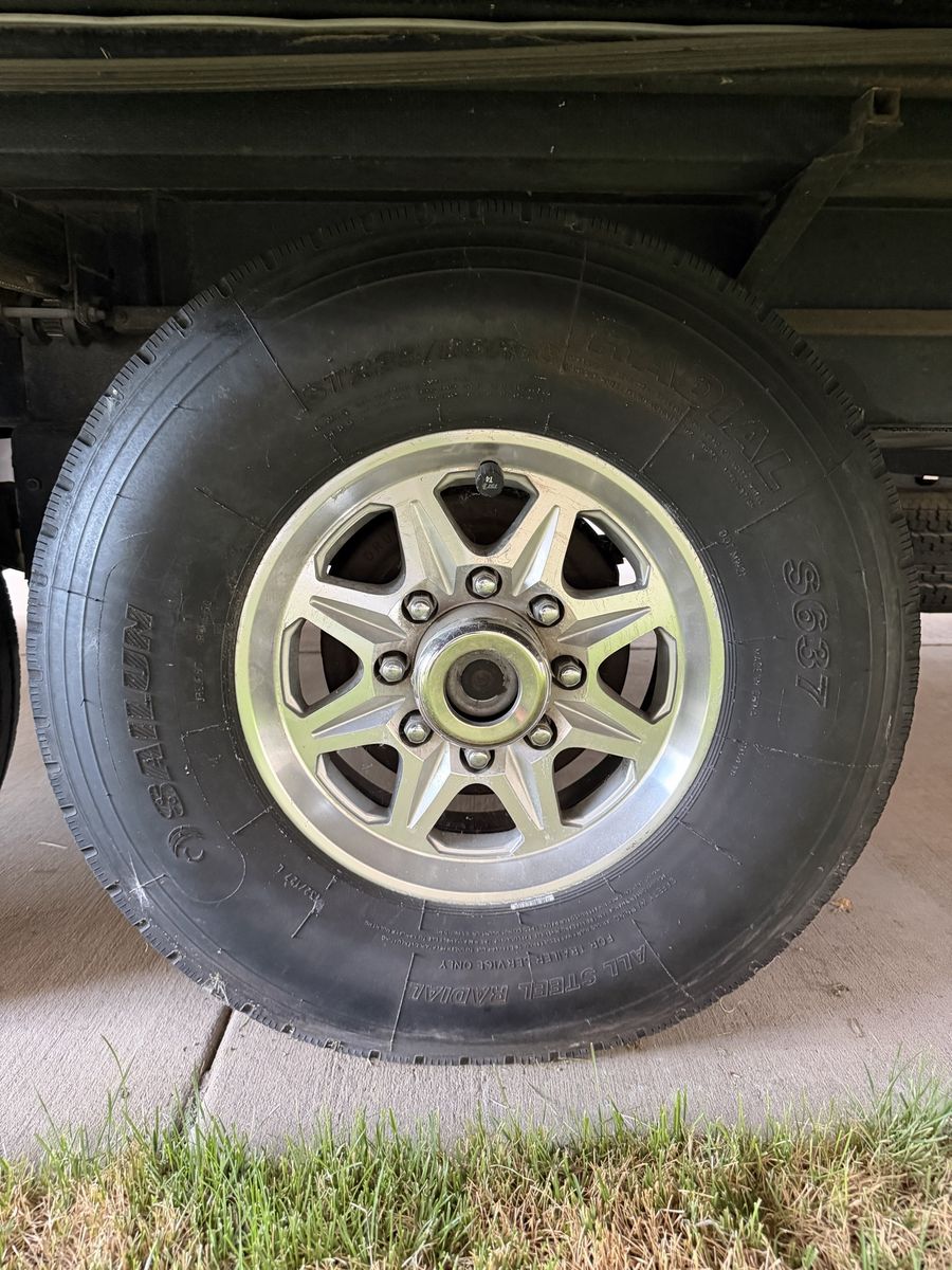Set of 4 Sailun S637 235/85/16 All Steel Radial Trailer Tires - Very Low Mileage