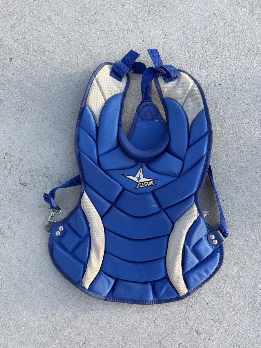 Catcher chest protector