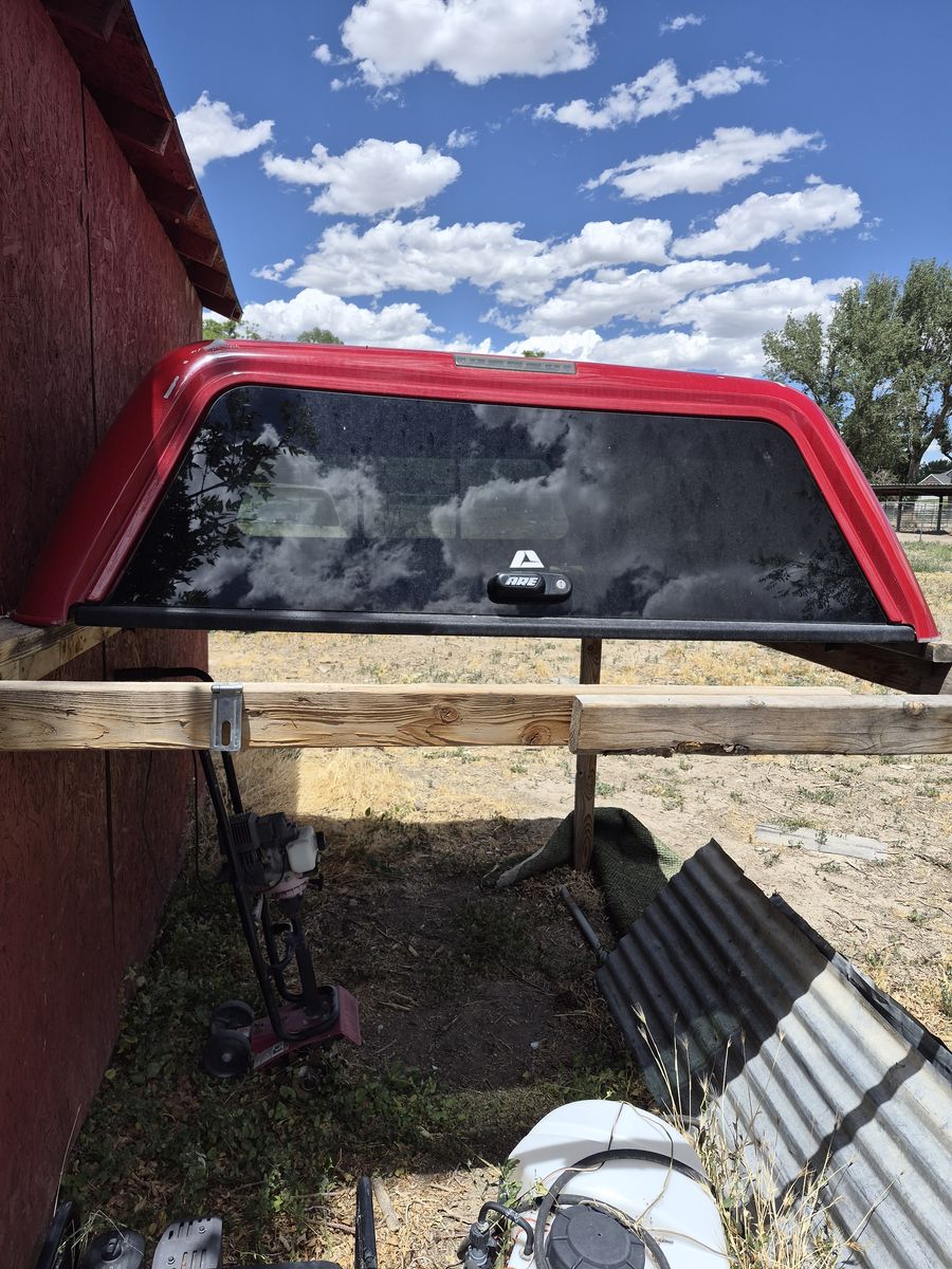 A.R.E Camper shell