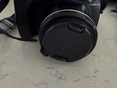 Canon Powershot S 40 HS