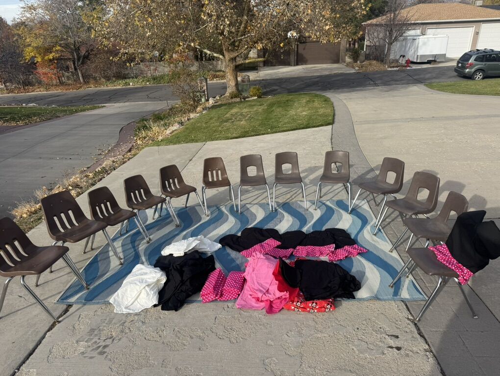 13x Childrens Chairs with Extras School Chairs