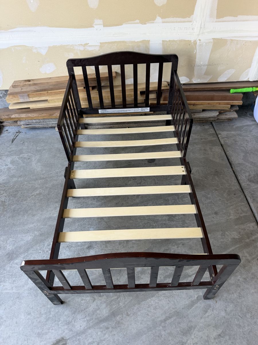 Dark Wood Toddler Bed Frame with Slats and Safety Rails