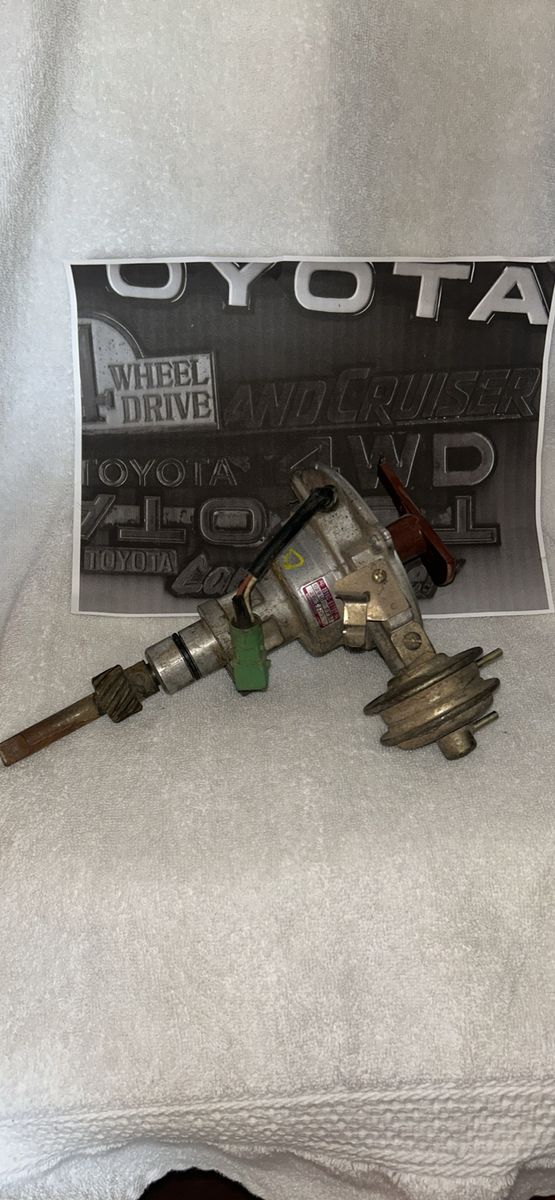 Toyota Land Cruiser 2F 029100-6821 Distributor - Vintage Auto Part