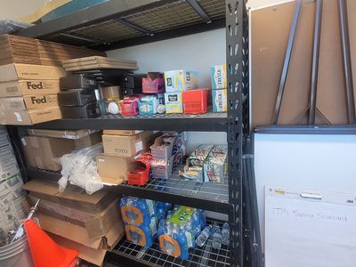 Heavy duty shelving
