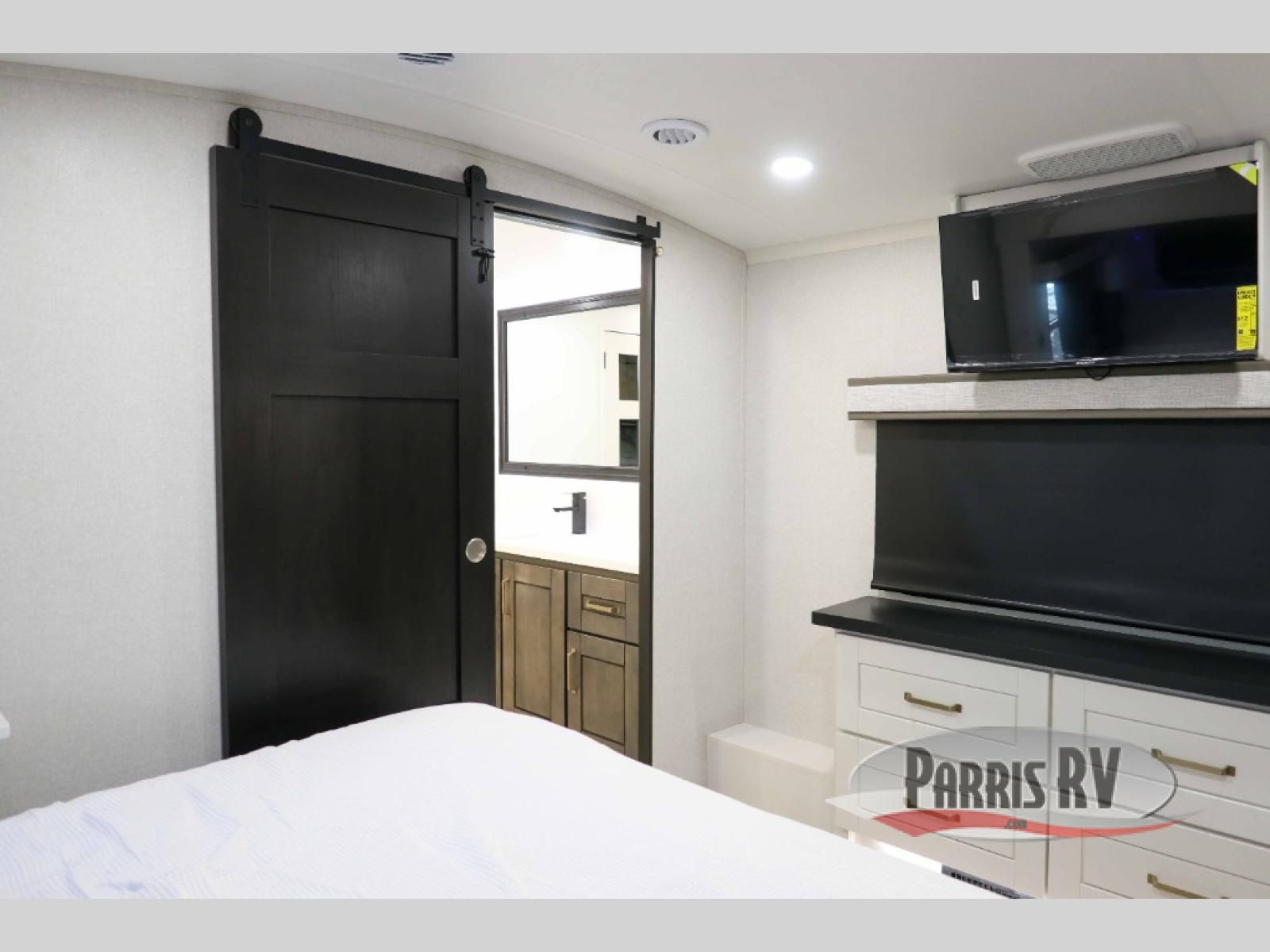Main image 39
