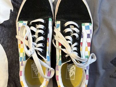 Vans size 3