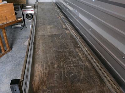 Long Arm Quilting machine and table