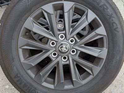 Toyota Yokohama 265/60R20 112H Tires And Wheels