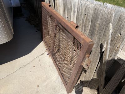 Trailer gate
