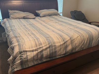 King size sleigh bed