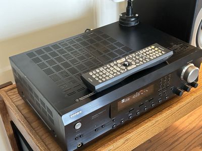 Integra DTR-5.5 6.1 Home Theater Receiver + Original RC-621M Remote