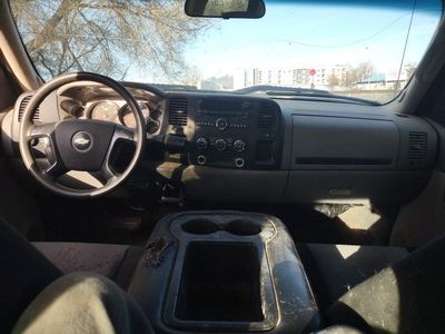 07 Chevy 3500 hd cab