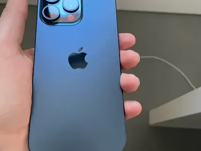 iphone 15 Pro Max 256 GB UNLOCKED