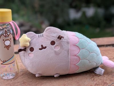 Pusheen Unicorn Ice Cream Water Bottle - Pusheen Box Exclusive 2018