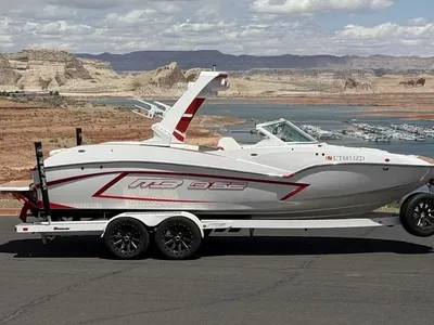 Lake Powell MB B52 Alpha Surf Boat Rental | Wahweap & Antelope