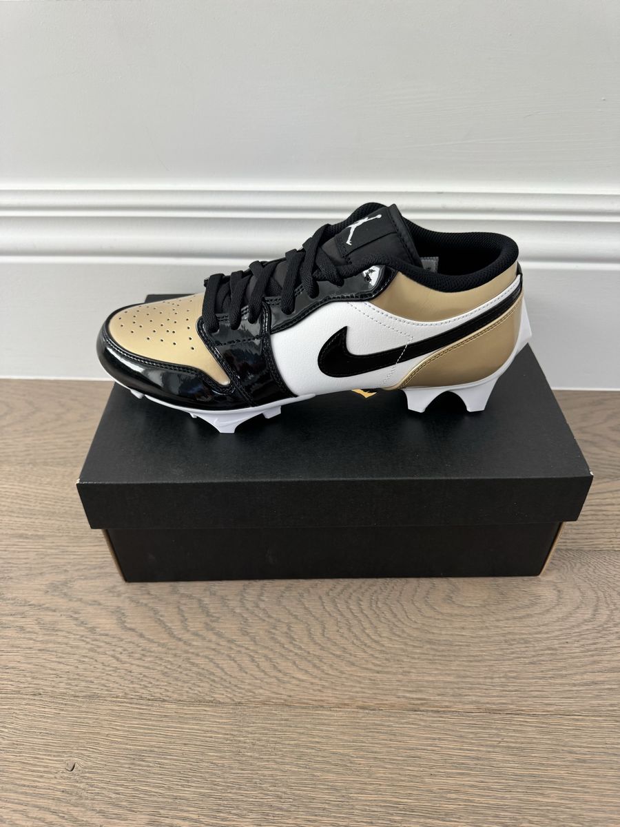 Brand New Jordan 1 Low Cleat Metallic Gold Sz9.5