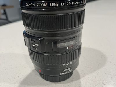 Canon EF 24-105mm f/4L IS USM Autofocus Wide Angle Telephoto Zoom Lens (Mint Condition)